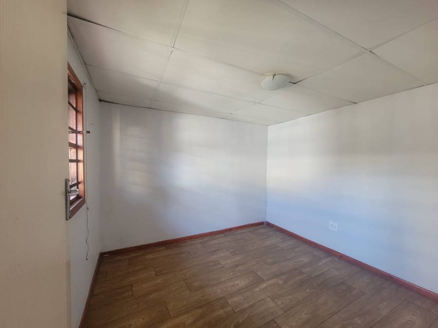To Let 2 Bedroom Property for Rent in Ruyterwacht Western Cape